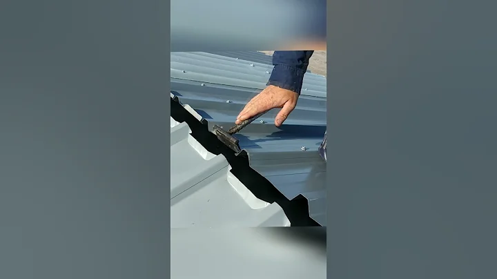 2 Ways to Weather Roof Sheeting #shorts #sheds