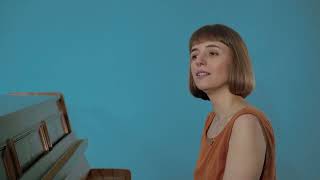 Miriam Hanika – Wurzeln & Flügel