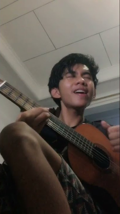 COZY REPUBLIK-HITAM PUTIH(COVER JEJE TIKTOK ASIK BANGET)YANG HITAM PACARKU YANG PERTAMA