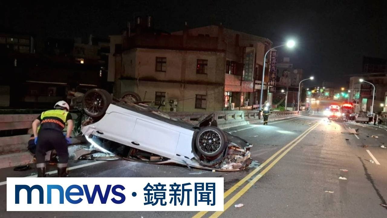 橋下追撞騎士再衝上橋撞轎車　毒駕失控撞2死2傷｜#鏡新聞