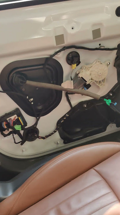 Audi A6 fault code B103613 front passenger side airbag crash sensor