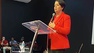 Mulheres posicionadas | Juliana Ferron - Conferência de Pastoras