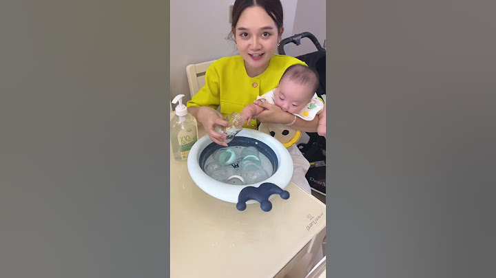 When children grow up, they have to do their own things. #cute #baby #comedy