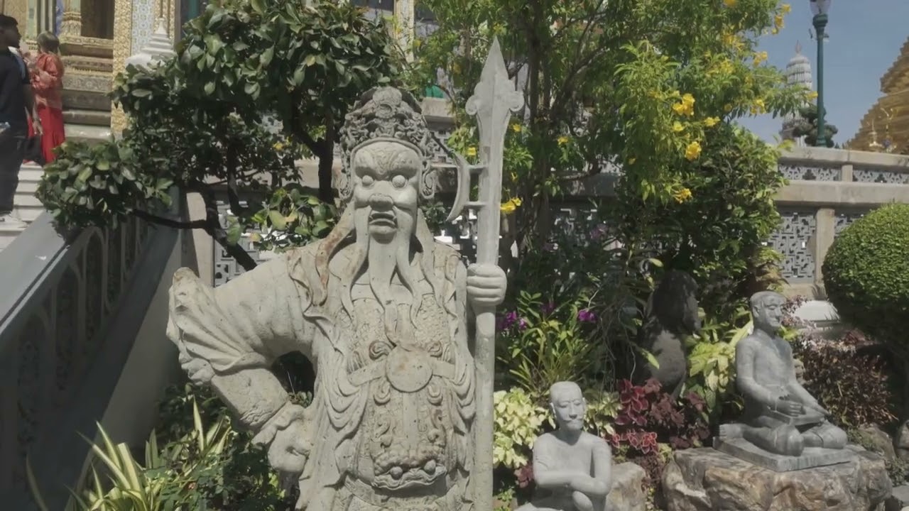 A glimpse of Bangkok's Grand Palace 