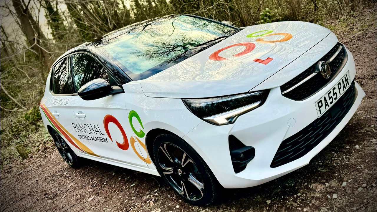 Show me - Tell me (Vauxhall Corsa 2019 - present)