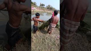 गांव मे सबके साथ मछली पकड़ने गए हम Village Life in Jharkhand