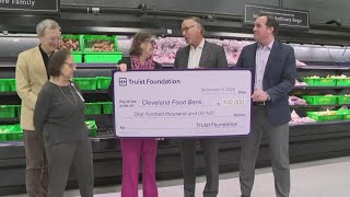 Truist Bank donates $100,000 to Greater Cleveland Food Bank