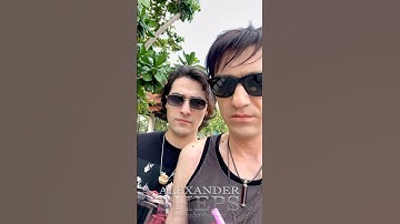 #shorts ©️ «Олега позовите!» 😁#AlexanderSheps #ОлегШепс 😉