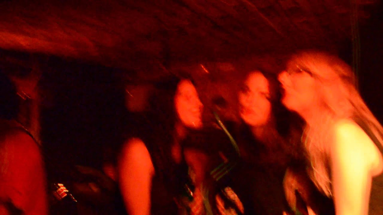 The Almighty Howlers - Runaway (W/ the Howlettes)