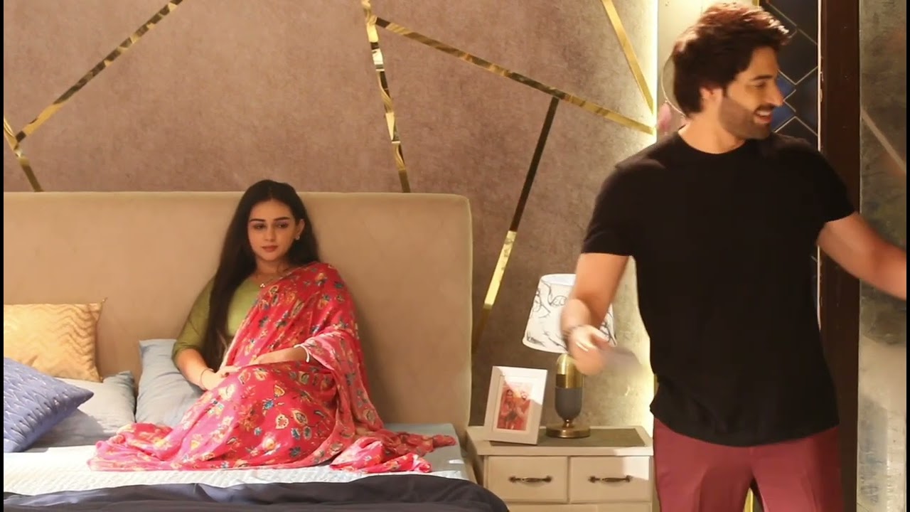 Jagriti Ek nayi Subah Zee TV 2Jan Suraj ne janbujhkar Kia Jagriti ko pareshan Tum sun rahi ho na