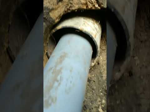 Ввод водопровода в дом с полом по грунту