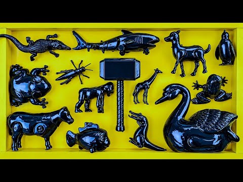 Cleaning Rabbit, Frog, Crocodile, Cow, Elephant, Sawfish, Grasshopper, Goose, Bear, and Crab toys