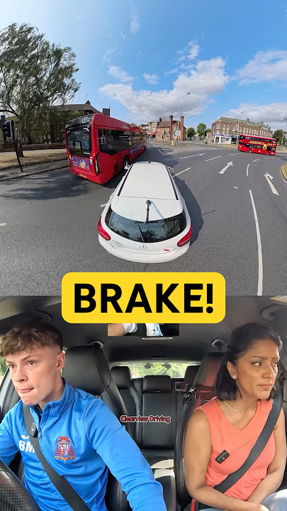 BUS!!! 🫣 #driving #car #test #learn #fail #howto #pass #london #teacher