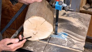 Richard Raffan cutting a maple log into turning blanks