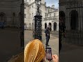 THE POLICE WAS FULLY ARMED AT THE KINGS GUARD. #horse