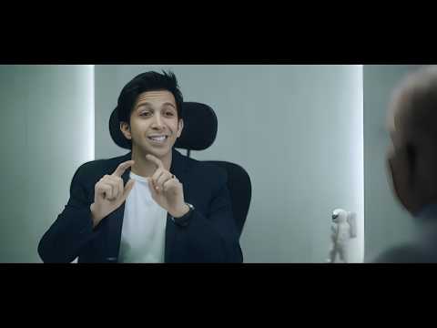 لما العميل يقولك انت مش عارف انا مين🙈 لذيذ جاب تاريخ العميل الاسود كله 💃😂#في_بيتنا_روبوت