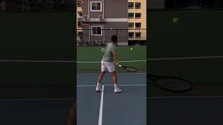 Roger Federer Playing Tennis 