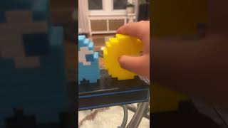 Pac-Man reverse