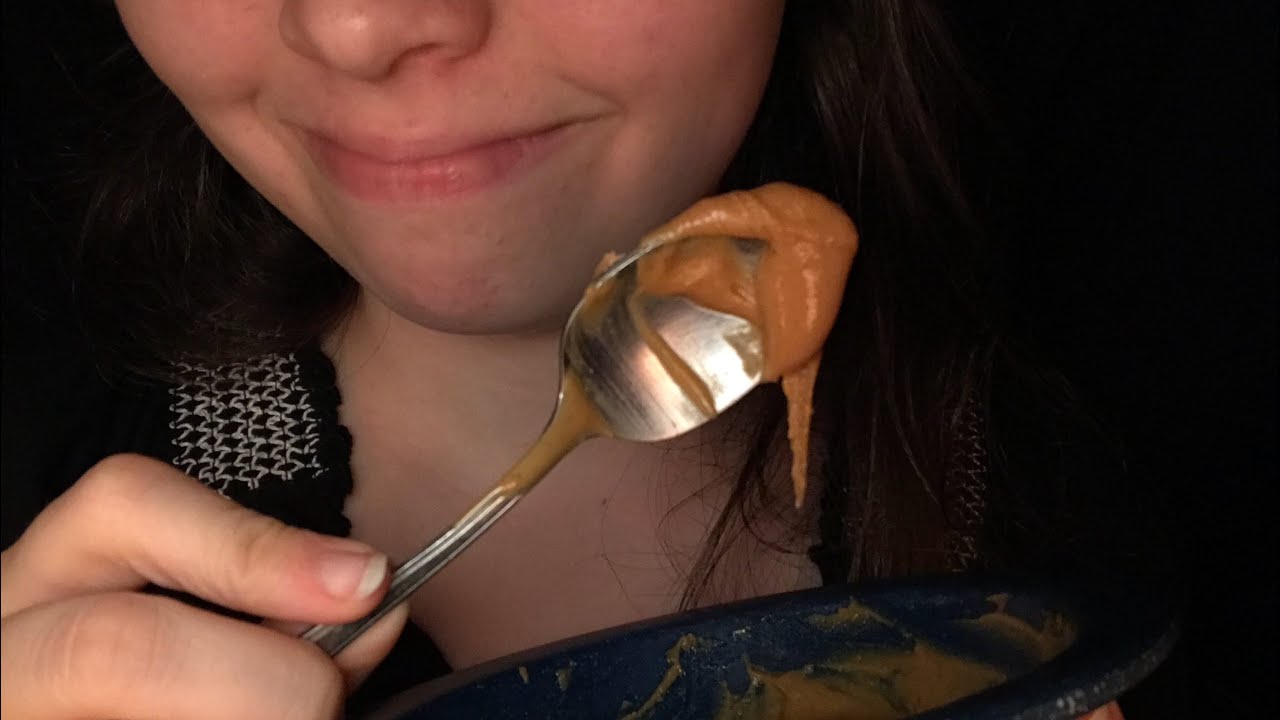 ASMR: Eating Peanut Butter 🥜🥜