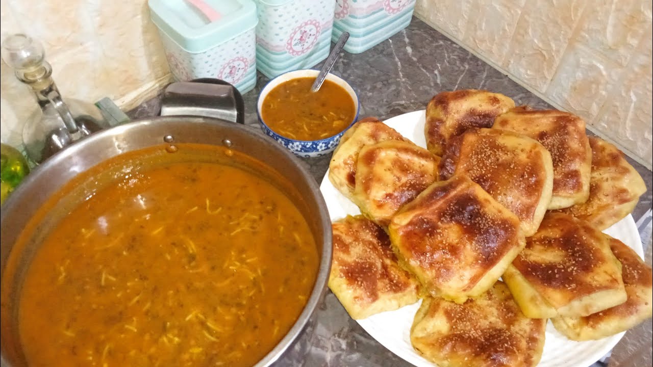 الحريرة المغربية لذيذة ومسمن معمر فالفران مورق بدون زبدة ومقرمش بحشوة رائعة ،👌👍