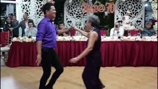 Dancing to See Tinh Tiktok (Remix) by Rose Beat