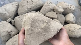 Super Fluffy Pure Beach Mud Dry Floor Crumbling