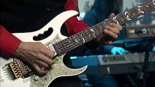 Steve Vai - The Crying Machine (TEC Awards 2012) chords