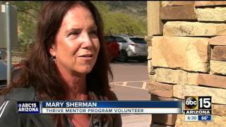 Foster-mentor program helps hundreds of kids in Phoenix