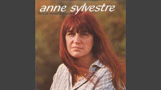 Video thumbnail of "Anne Sylvestre - Pleure ma terre"