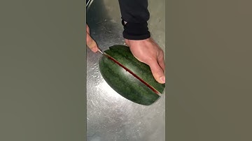 Cô bán nói đây là dưa hấu không hạt