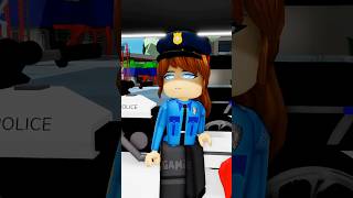 Bacon pranked him but got caught by the policewoman 😅 | policeman #roblox #shorts #robloxshorts