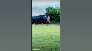 big boy 4014 with cowboy