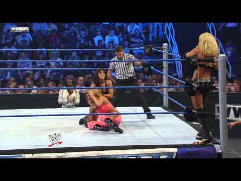 SmackDown: Kelly Kelly & Rosa vs. Michelle McCool ...