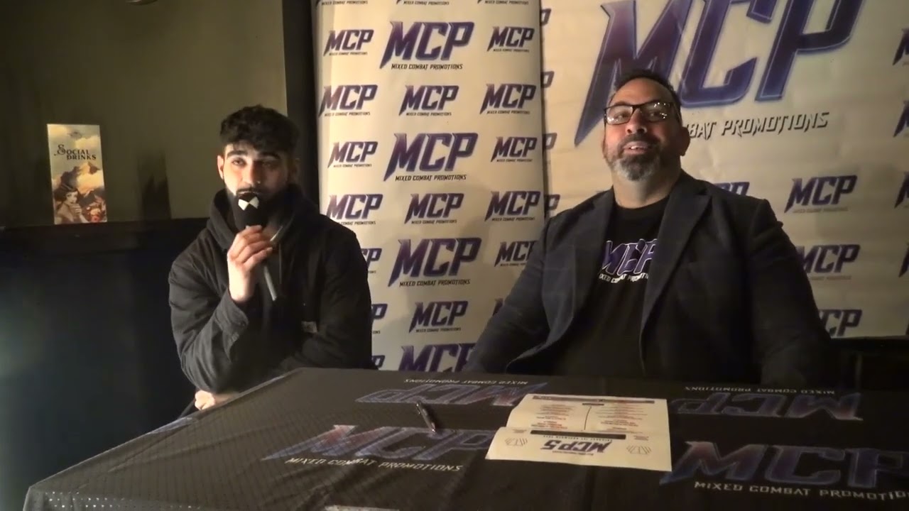 Mixed Combat Promotions Рис Роулендс