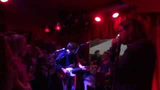 Video thumbnail of "Die Höchste Eisenbahn - Alle gehen - Live @ Molotow Bar, Hamburg - 11/2013"