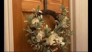 Beautiful Indoor Outdoor Wreaths and Wreath Hangers All Season