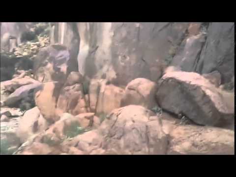 احذرو اخطار السيل ـ أمطار حائل شعيب حية 2014 المقطع الأول والمقطع الثاني