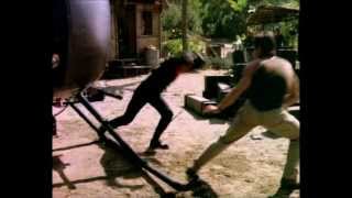 Screencapture Video MacGyver - Lost In The Shadows