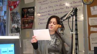 Jessica hypnotized to be gassy, and Scotty thinks he's Todd Smith's personal announcer