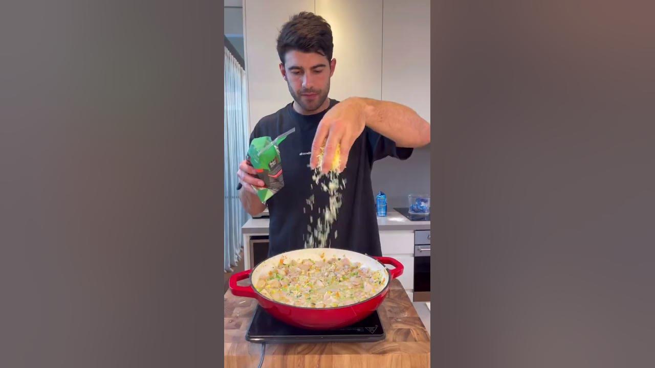 Chicken Pot Pie using my cast iron pot from Harris Scarfe AD YouTube