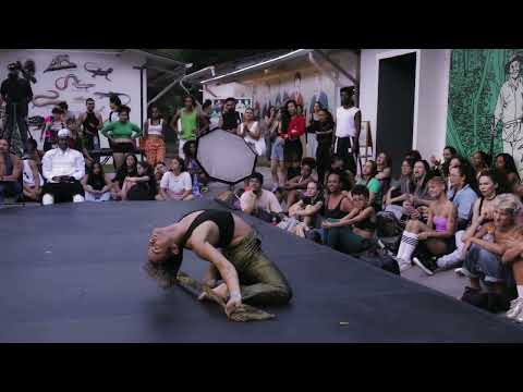 Battle - Leona vs Lorena - Oitavas Waacking Sessions BR - Edição Especial música ao vivo 2025