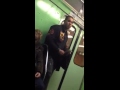 Vol de téléphone portable dans le métro. - YouTube