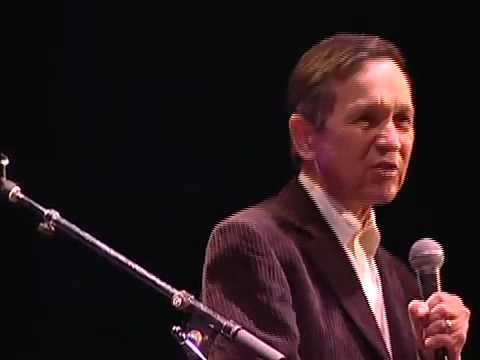 Dennis Kucinich and Ani DiFranco- Political Art Chowder