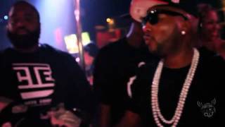 Young Jeezy & Fabolous Hit Up Perfections Strip Club! (*Warning* Must Be 18 Years Or Older To View)
