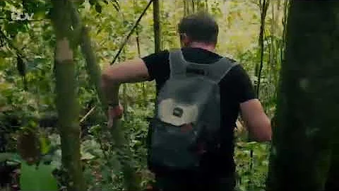 Gordon Ramsay Learns How To Make Cocaine!