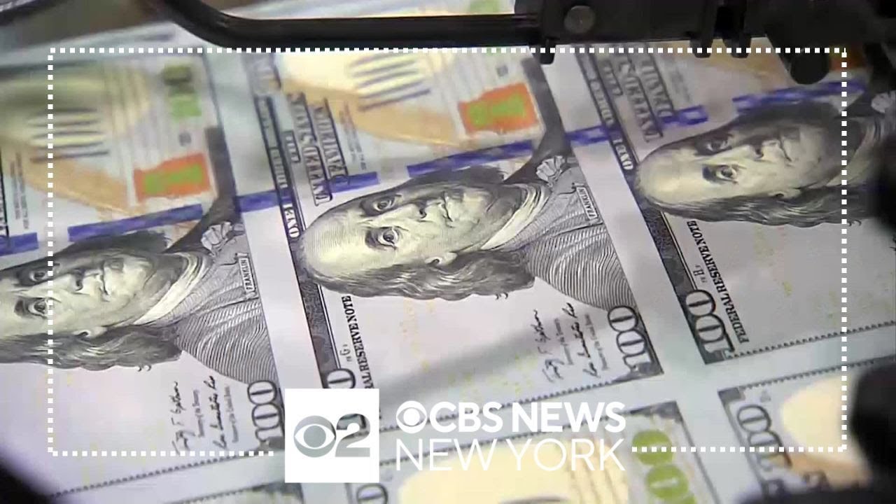 Federal Reserve leaves interest rates unchanged - YouTube