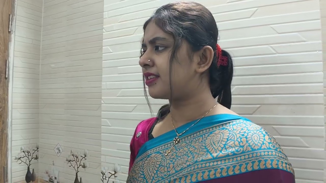 বড়লোক ছেলে গর্ভধারিনী মাকে পচা পান্তা ভাত দিল মরিচ পোড়া দিয়ে শশুর শাশুড়ির জন্য কোরমা পোলাও