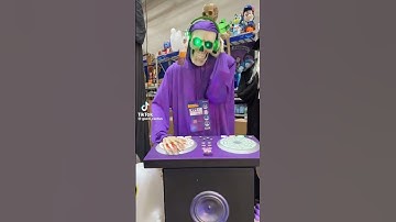 Gotta love that beat @gucci.cactus (TikTok) #twentyonepilots #tylerjoseph #joshdun
