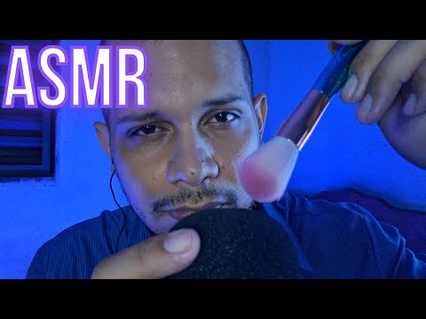 ASMR PINCEL E ESPUMA NO MICROFONE (Sussurros, sons de boca, Pincel no Microfone) #asmrcaseiro