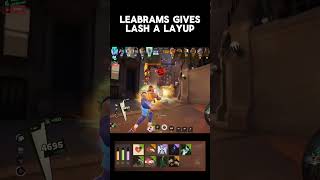 LEABRAMS GIVES LASH A LAYUP#deadlock #gaming #like #subscribe #steam